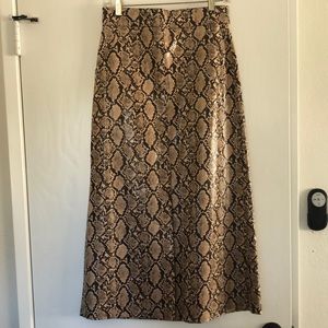 ZARA FAUX LEATHER SLIT SKIRT Snake Print NWT Sand SIZE SMALL
